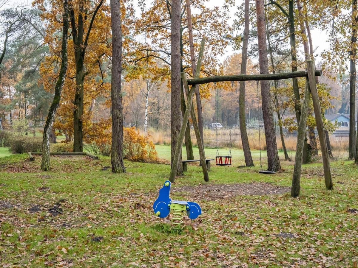 Modern Holiday Home In Stramproy In The Forest Экстерьер фото