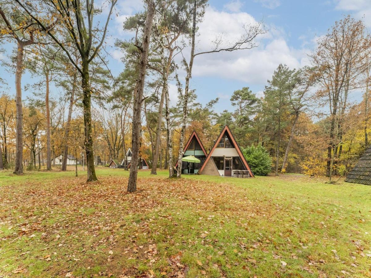 Modern Holiday Home In Stramproy In The Forest Экстерьер фото